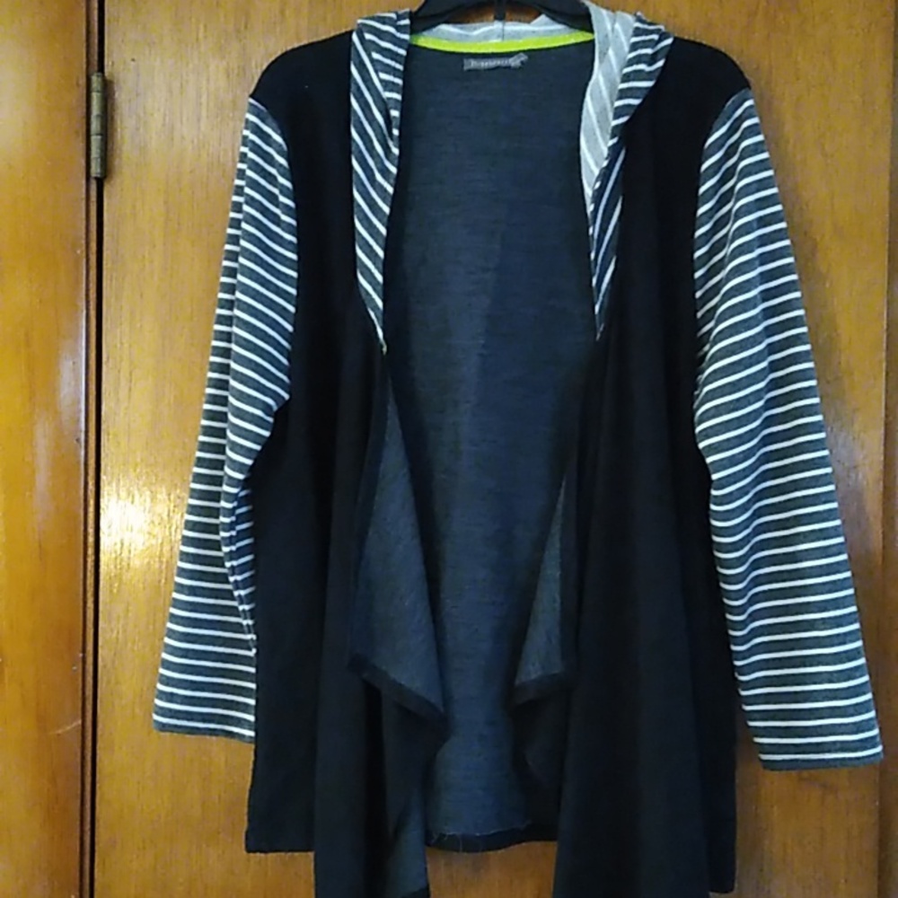 3/$20 Three Hearts Ladies Shrug